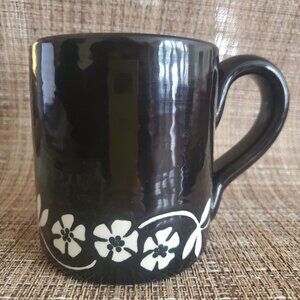 Vtg Pottery Mug Handmade Hawaiian Coffee Cup Hibiscus Floral Black & White Glaze